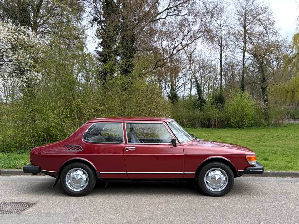 Image 4/24 of Saab 99 (1980)