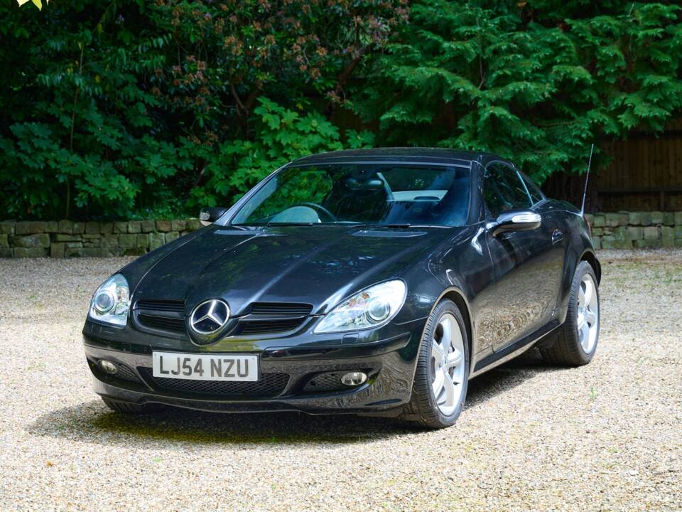 Image 1/50 of Mercedes-Benz SLK 350 (2004)