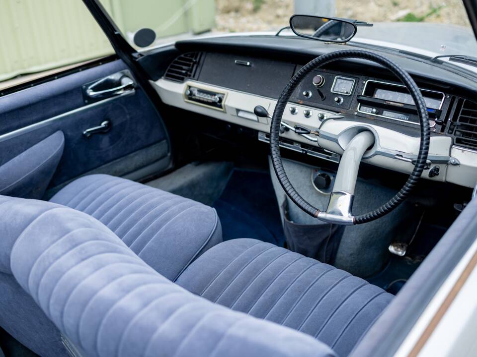 Bild 39/50 von Citroën ID 19 Break (1967)