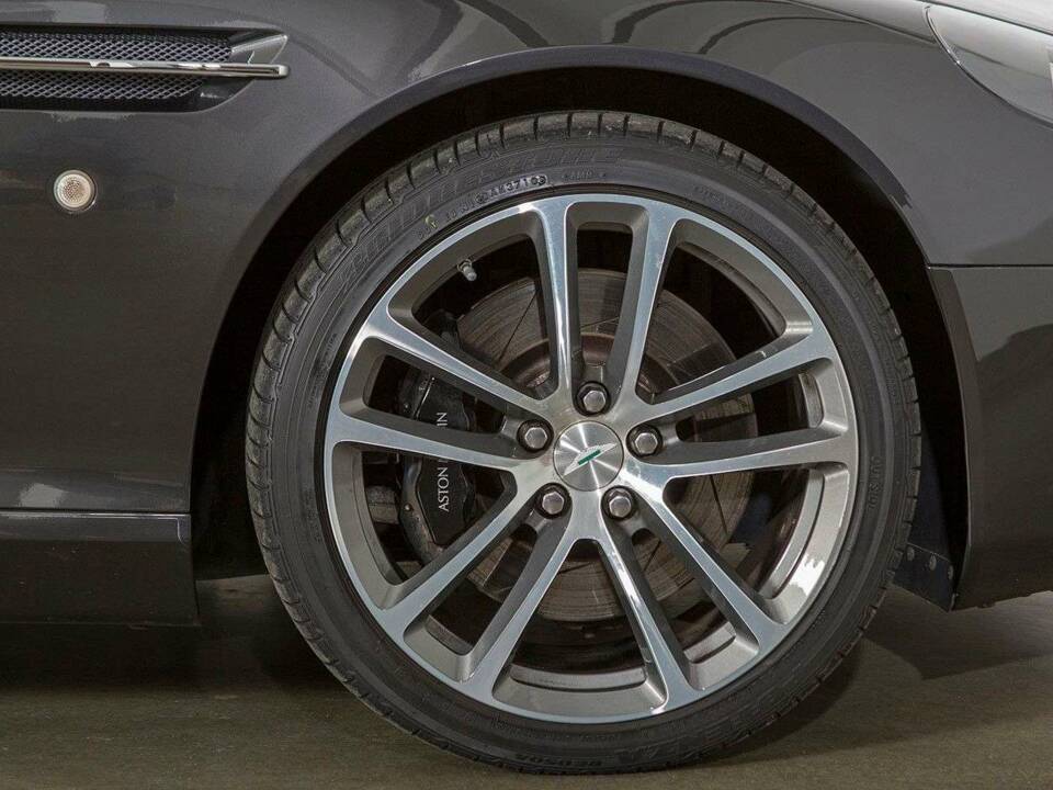 Afbeelding 14/20 van Aston Martin DB 9 (2011)