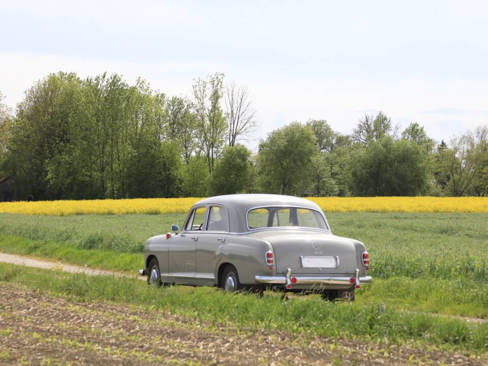 Imagen 29/39 de Mercedes-Benz 190 (1957)