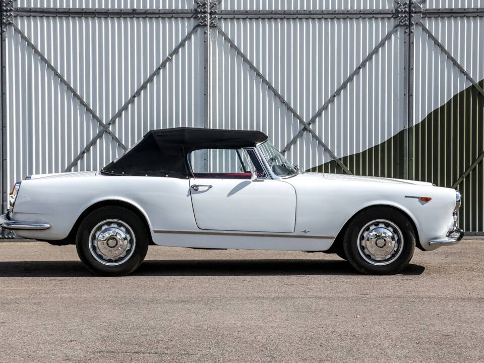 Bild 2/35 von Alfa Romeo 2600 Spider (1963)