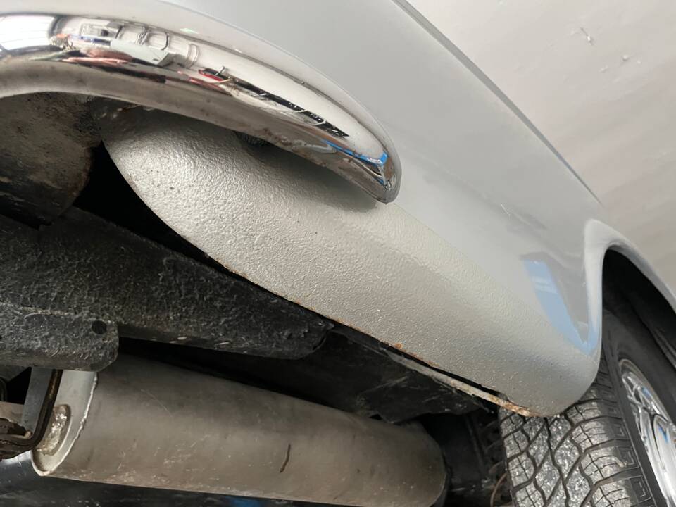 Immagine 74/87 di Peugeot 403 Cabriolet (1958)