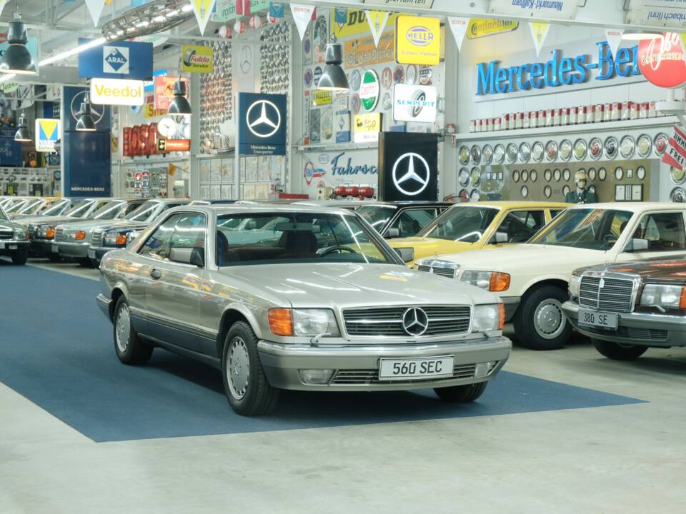 Bild 11/50 von Mercedes-Benz 560 SEC (1986)
