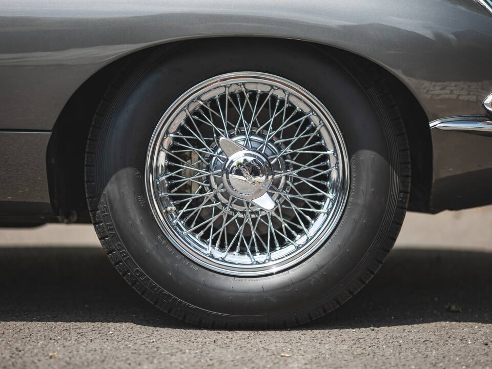 Image 27/50 of Jaguar Type E 3.8 (1963)