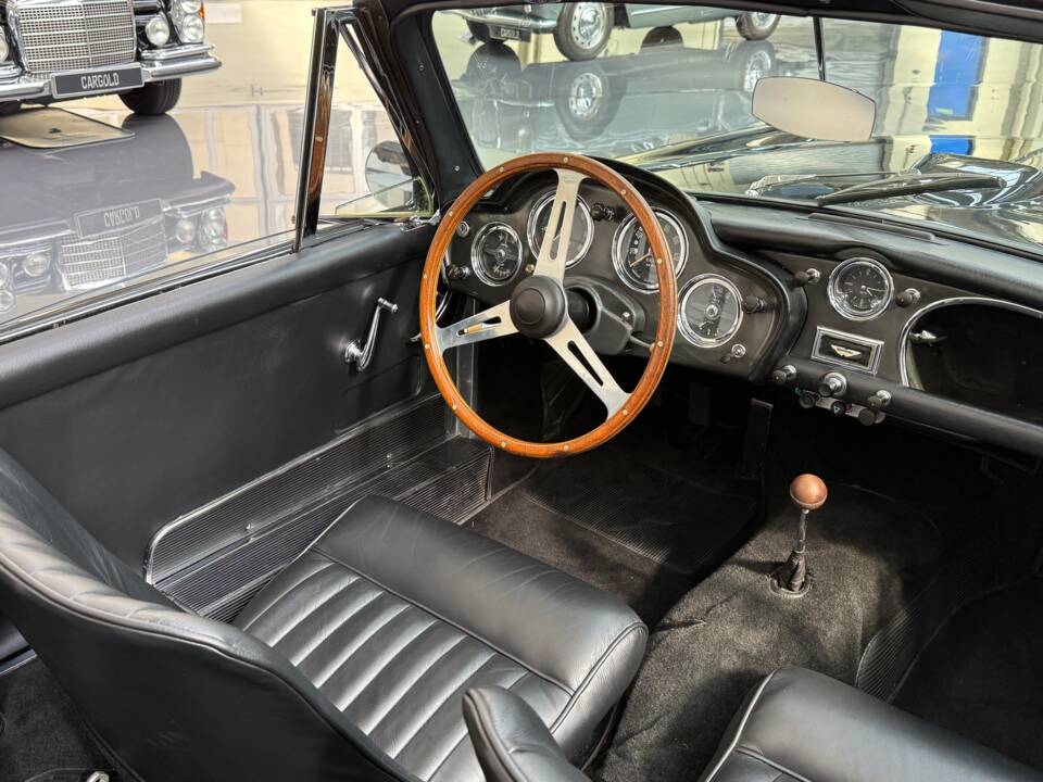 Bild 4/37 von Aston Martin DB 2&#x2F;4 Mk III (1959)