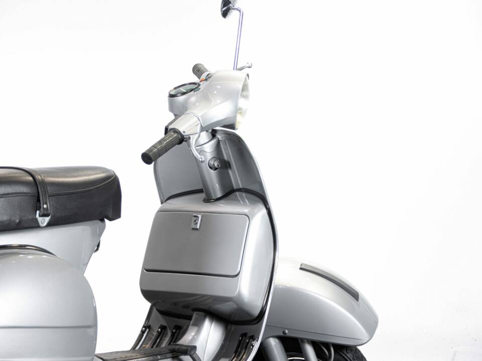 Bild 19/47 von Piaggio Vespa P 200 E (1977)