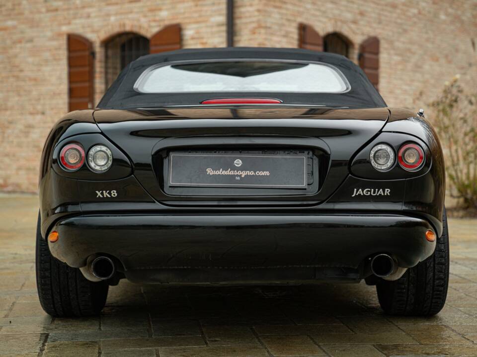 Immagine 8/50 di Jaguar XK8 4.0 (2006)