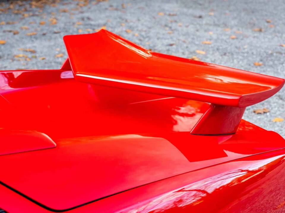 Image 36/61 of De Tomaso Pantera GT5 (1984)