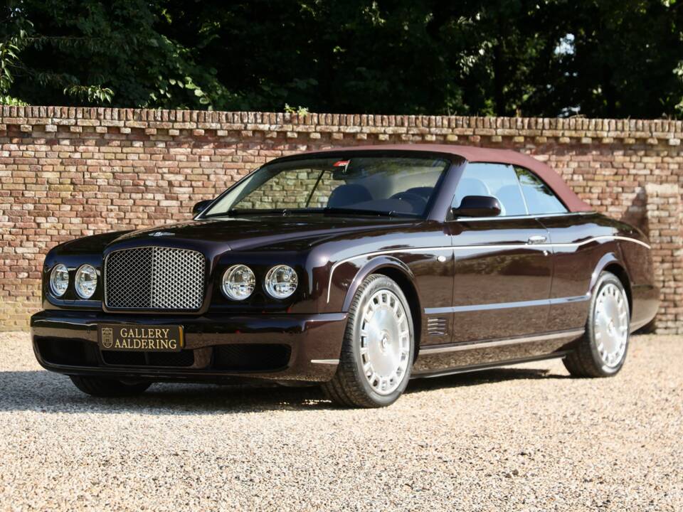 Image 8/50 de Bentley Azure (2008)