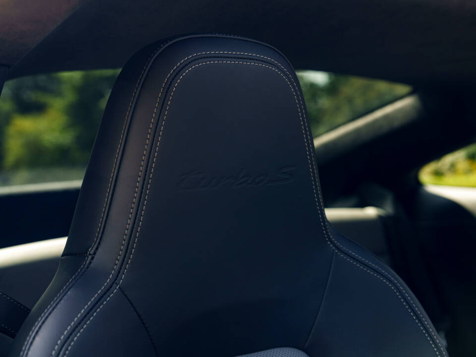 Image 28/33 of Porsche 911 Turbo S (2023)