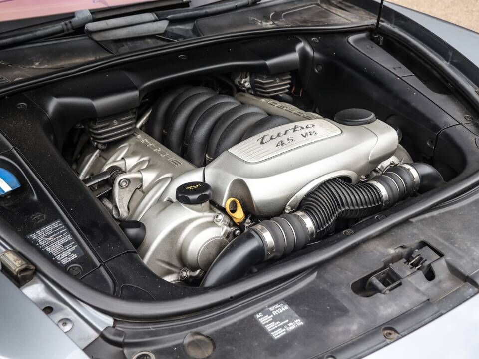 Bild 21/40 von Porsche Cayenne Turbo S (2006)