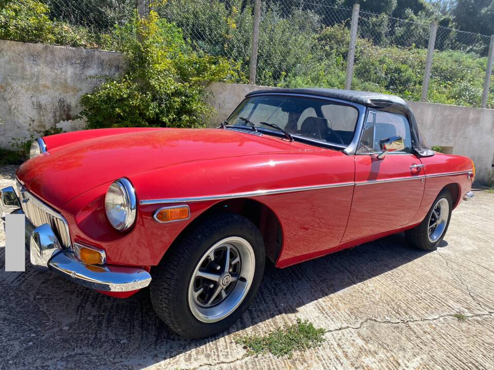 Immagine 7/66 di MG MGB (1977)