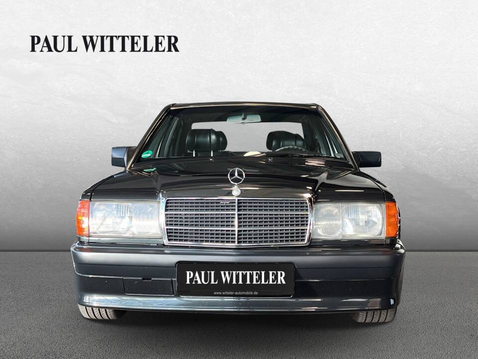 Bild 2/22 von Mercedes-Benz 190 E 2.5-16 (1990)