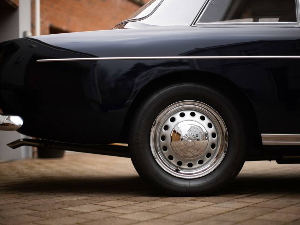 Image 35/50 of Bristol 409 (1967)