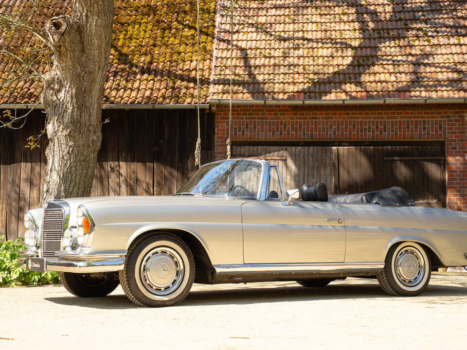 Bild 3/56 von Mercedes-Benz 280 SE (1968)