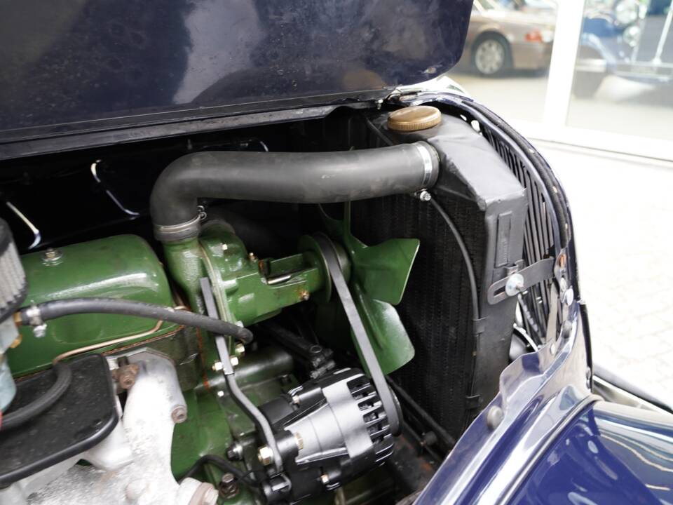 Image 14/20 of Citroën Traction Avant 11 B (1939)