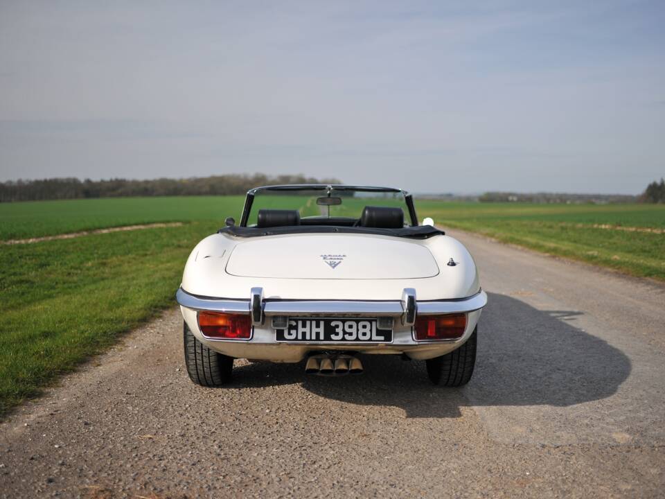 Image 27/37 de Jaguar Type E V12 (1972)