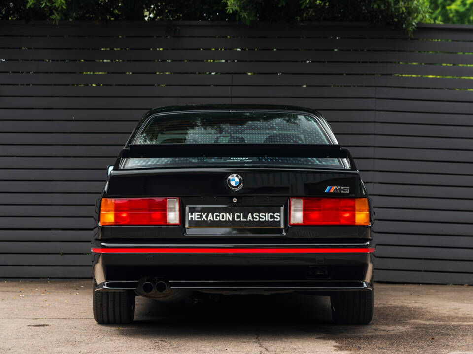 Image 4/37 of BMW M3 Sport Evo (1990)