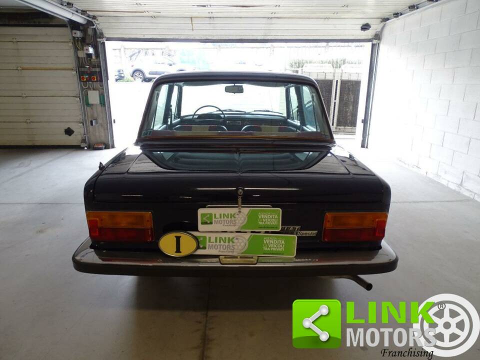 Image 8/10 de FIAT 125 S &#x2F; Speciale (1972)