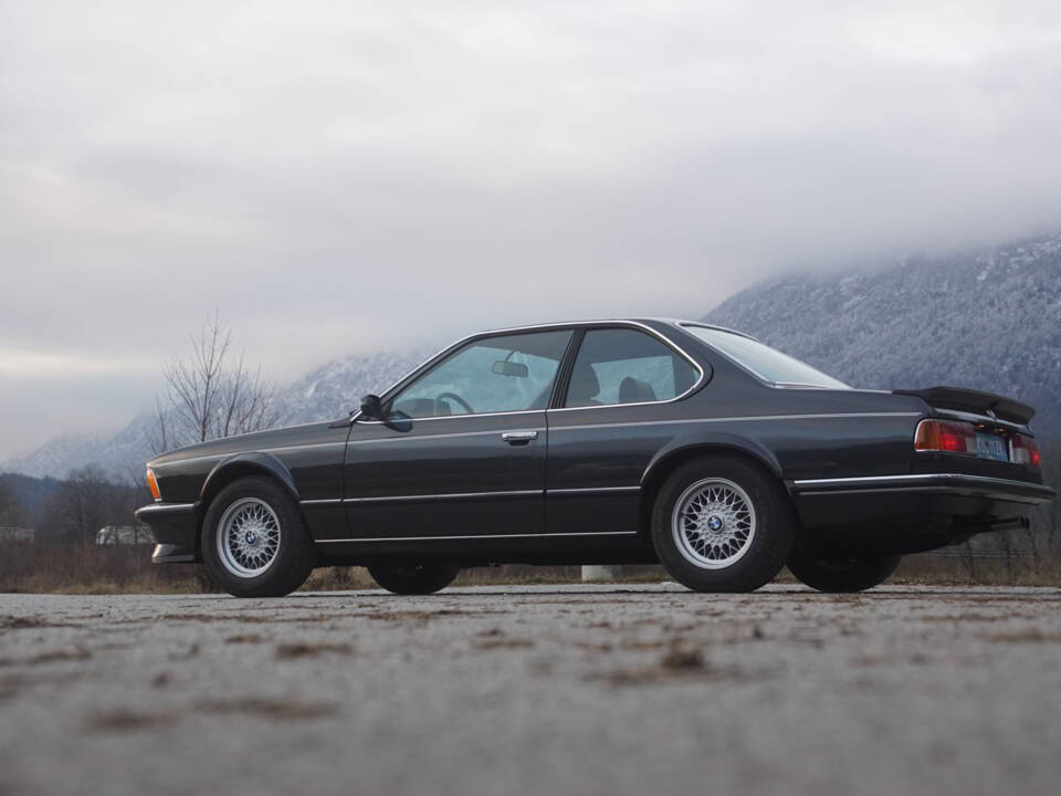 Image 3/20 of BMW M 635 CSi (1986)