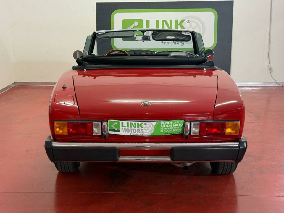 Image 5/50 de FIAT 124 Spider CS1 (1978)