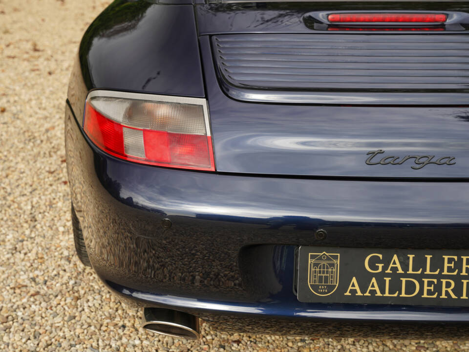 Immagine 20/50 di Porsche 911 Carrera (2003)