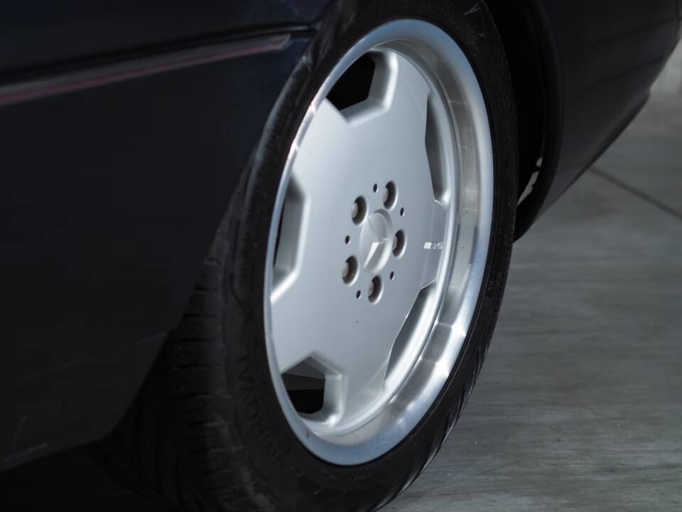 Bild 10/46 von Mercedes-Benz CL 600 (1998)