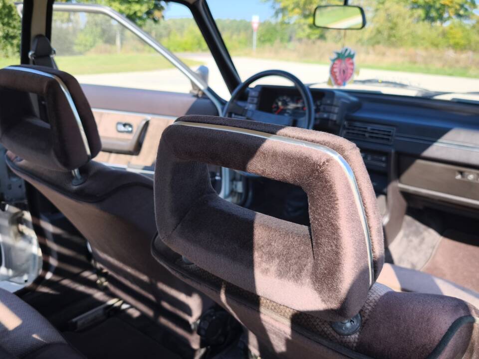 Image 79/94 de Audi 80 CD 5S (1982)