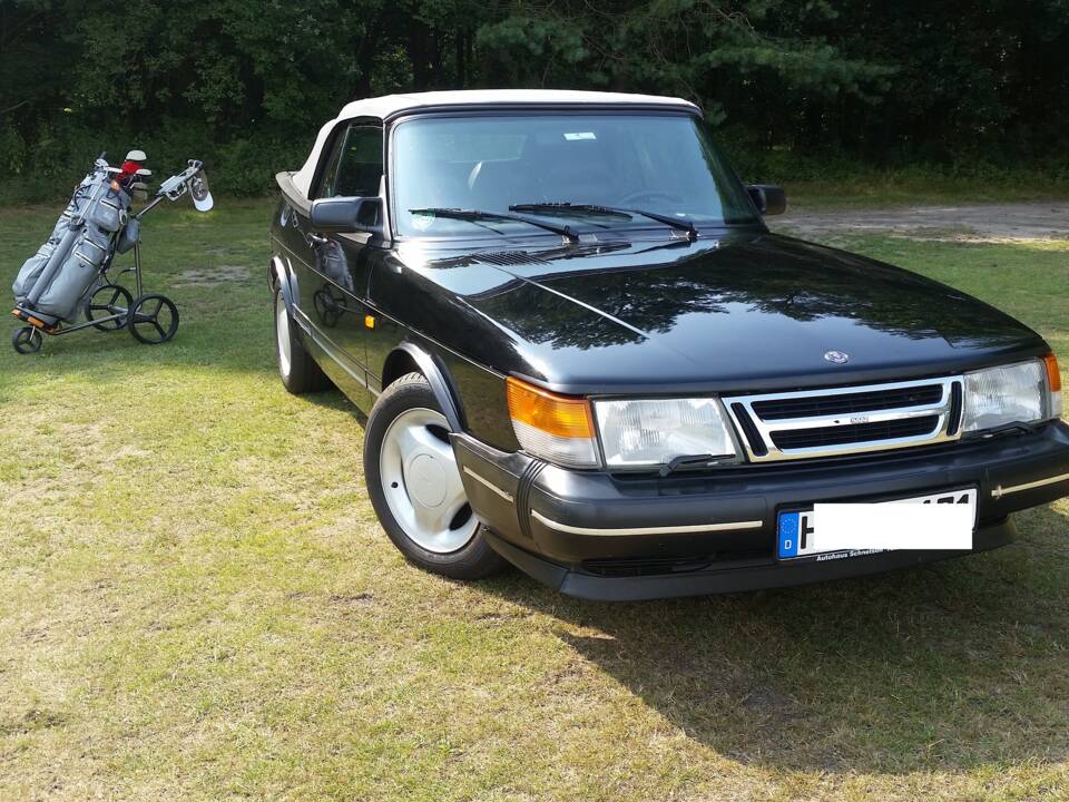 Bild 7/13 von Saab 900 S (1992)