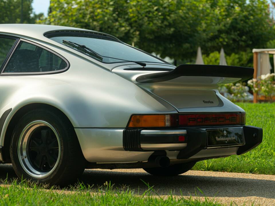 Image 27/50 of Porsche 911 Turbo 3.0 (1975)