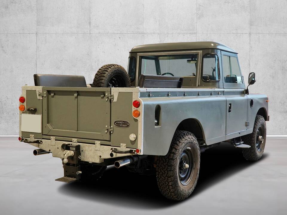 Bild 5/49 von Land Rover 109 (1982)