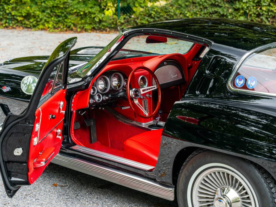 Afbeelding 4/22 van Chevrolet Corvette Sting Ray (1963)