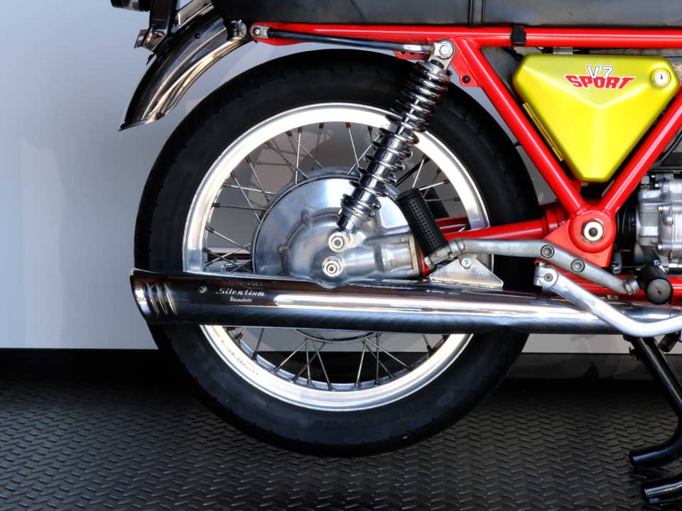 Immagine 16/80 di Moto Guzzi V7 Sport (1972)