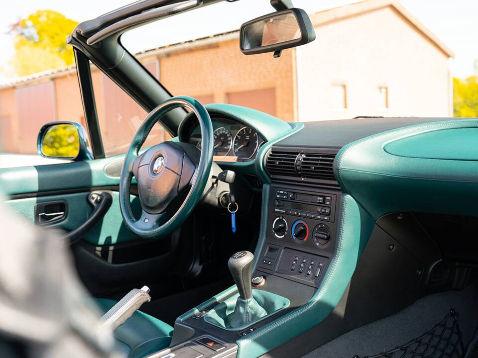 Bild 25/39 von BMW Z3 1.8 (1998)
