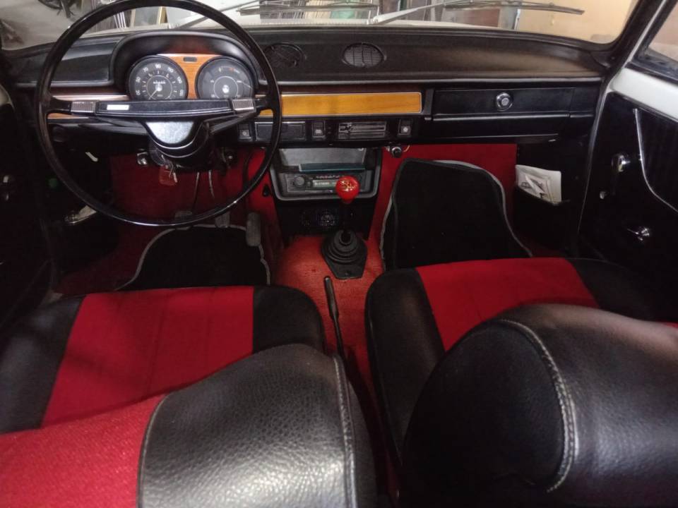 Image 7/14 of FIAT 124 Speciale (1971)