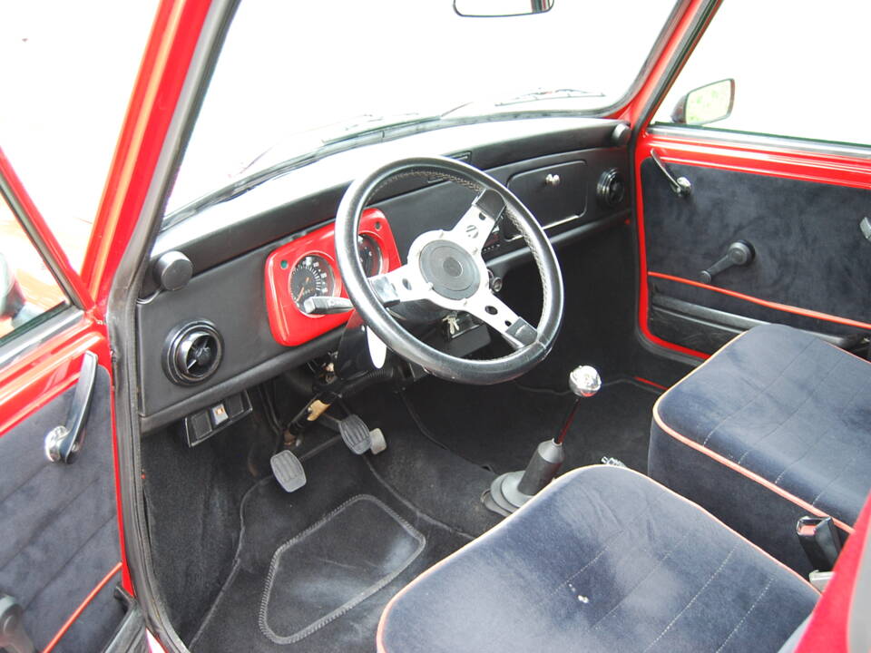 Bild 3/35 von Mini 1000 (1988)