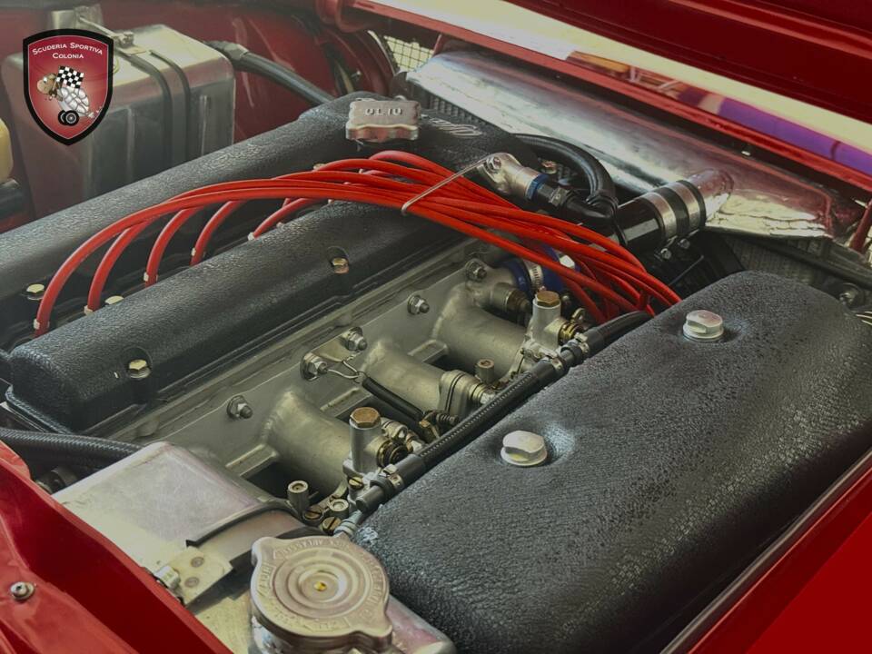 Immagine 43/53 di Alfa Romeo Giulia GT 1300 Junior (1970)