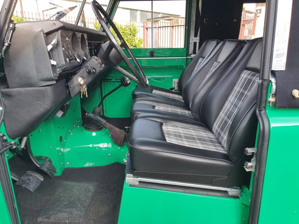 Bild 8/19 von Land Rover 109 (1980)