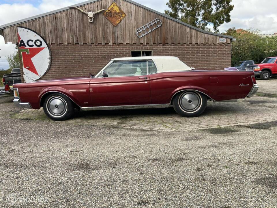 Image 44/50 of Lincoln Continental Mark III Hardtop Coupé (1971)