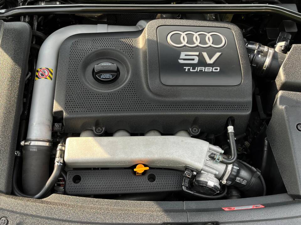 Bild 40/64 von Audi TT 1.8 T quattro (2001)
