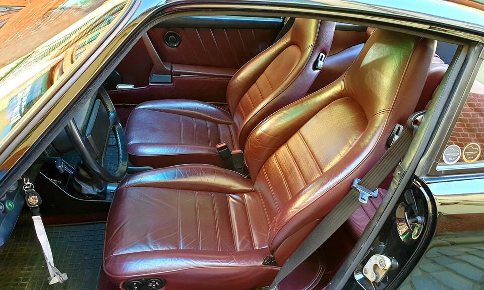 Image 44/64 de Porsche 911 SC 3.0 (1978)