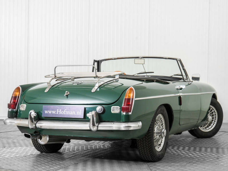 Image 46/50 de MG MGB (1967)