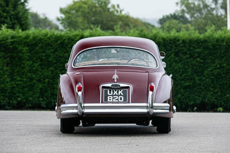 Image 7/34 of Jaguar XK 150 SE FHC (1958)