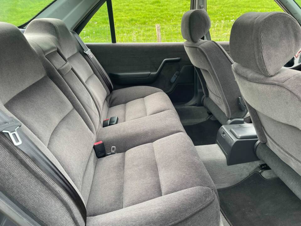 Immagine 7/7 di Peugeot 605 3.0 V6 12V (1990)