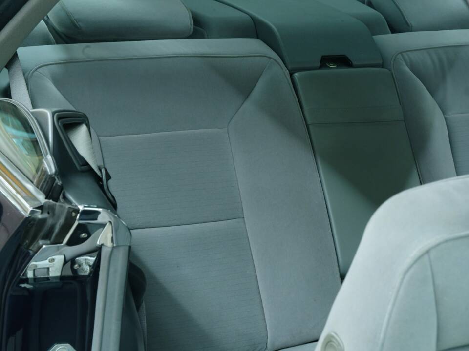 Bild 33/50 von Mercedes-Benz S 420 C (1994)