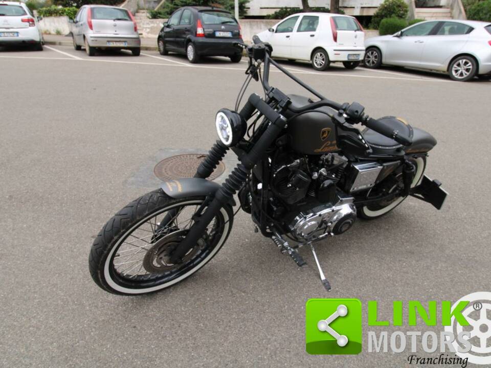 Immagine 1/10 di Harley-Davidson DUMMY (2000)