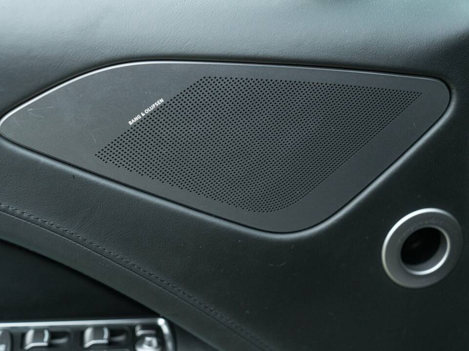 Bild 40/50 von Aston Martin Rapide (2010)