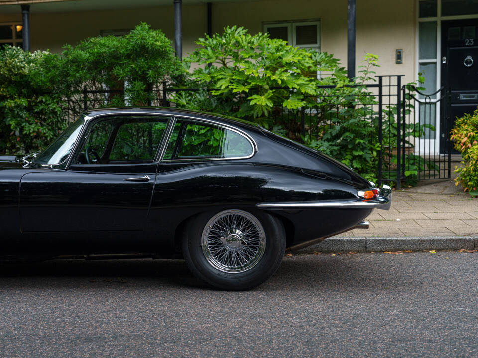 Immagine 10/25 di Jaguar E-Type 3.8 (1964)