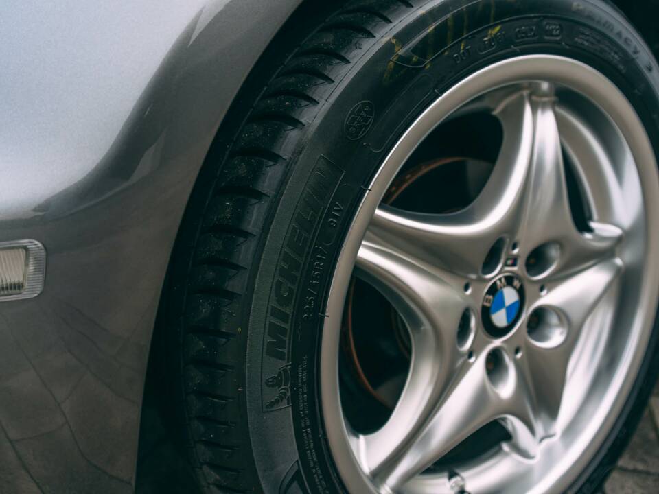 Bild 10/99 von BMW Z3 2.5 (2001)